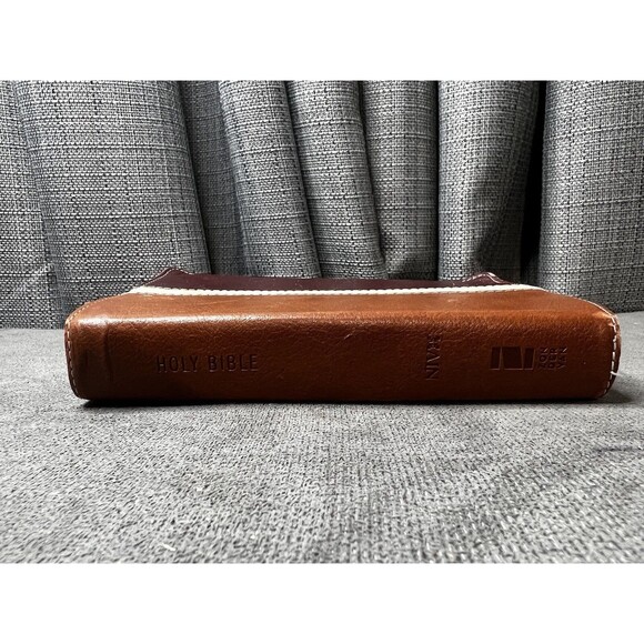 Zondervan Compact Thinline NIV Study Bible Bonded Leather Striped 2006 - Picture 2 of 11